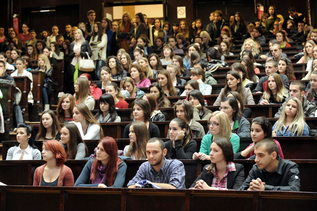 Ванредне студије одлазе у историју